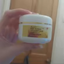Tamires D. review image